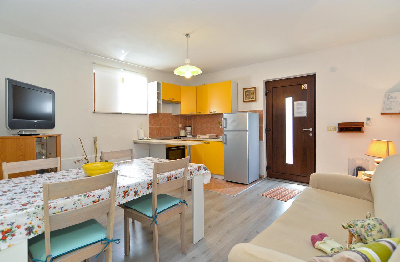 Chiara 877 Apartmán
