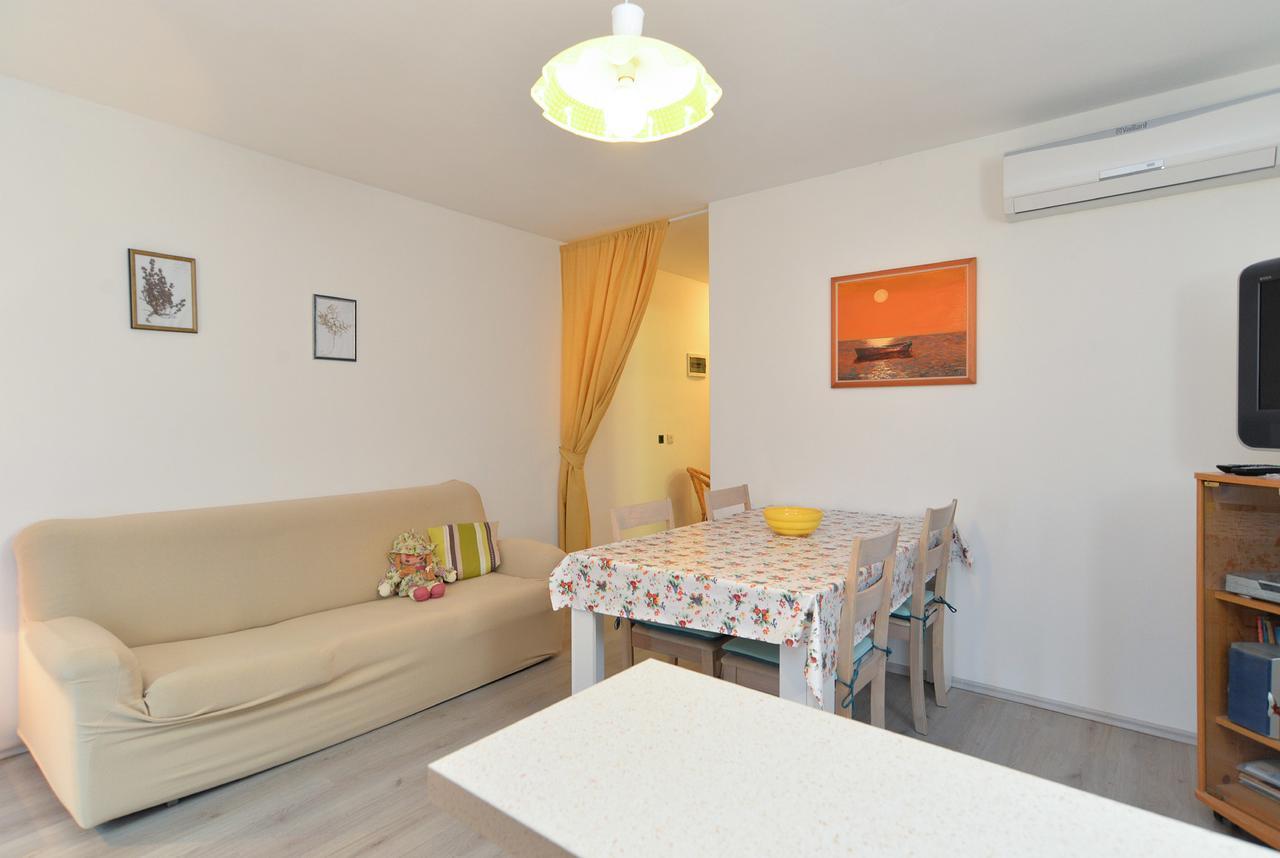 Chiara 877 Appartement *